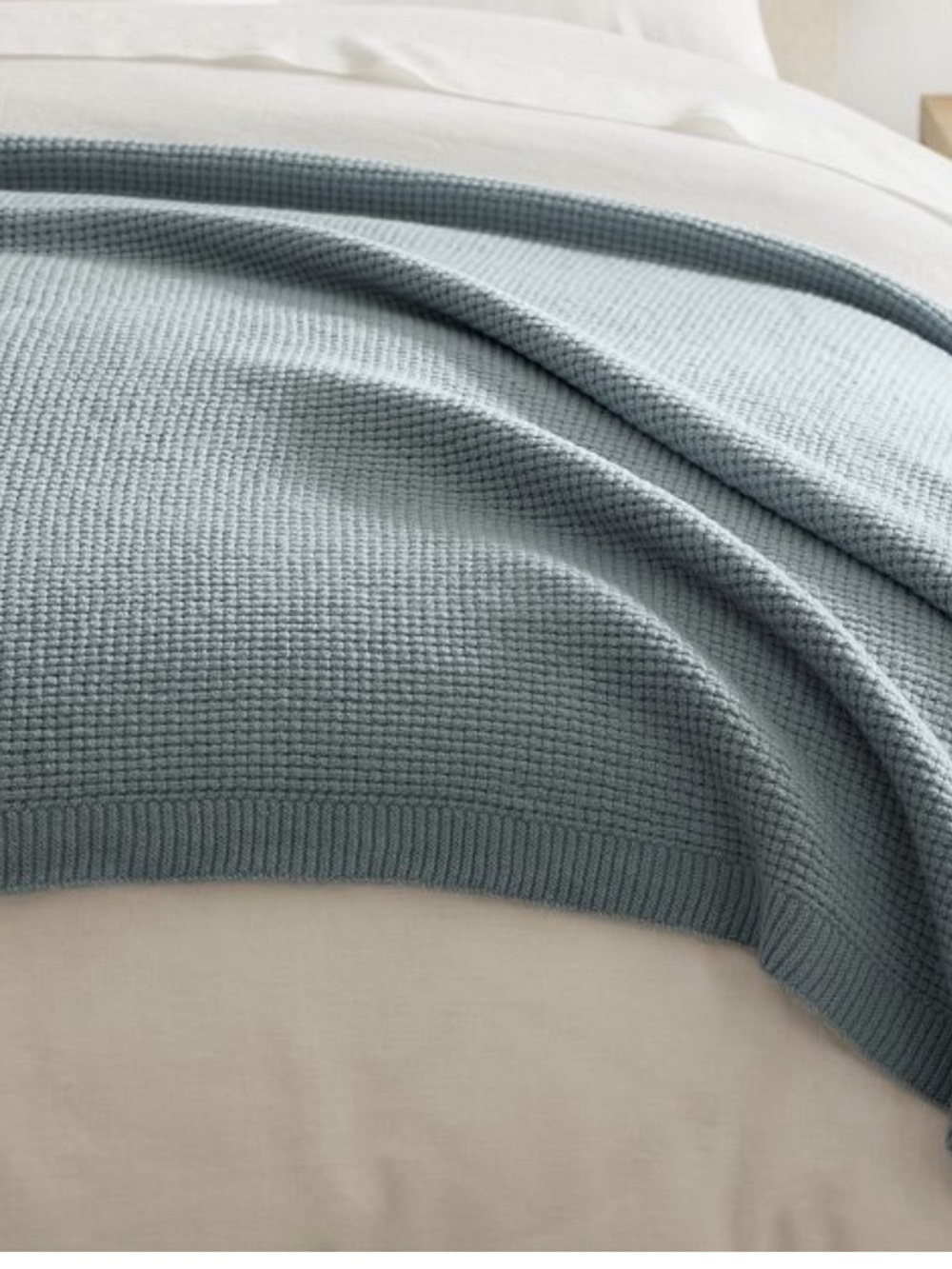 Pottery Barn NWOT Renata Soft Waffle Knit Blanket